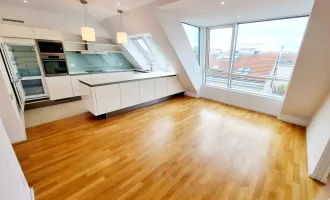 Achtung - Lichtdurchflutete Traumwohnung mit 360-Grad Wienblick! Neues Lebensgefühl im Dachgeschoss mit perfekter Raumaufteilung + Kamin + Ideale öffentliche Anbindung! Jetzt zugreifen!