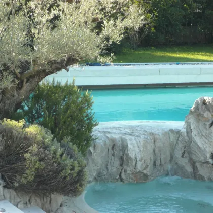 LUXUSVILLA in Italien - Opicina - Region Friaul - Provinz Triest - mit WNF von ca.400m² - Eigengarten 1.500m² - Pool und Wellnessbereich! - Bild 2