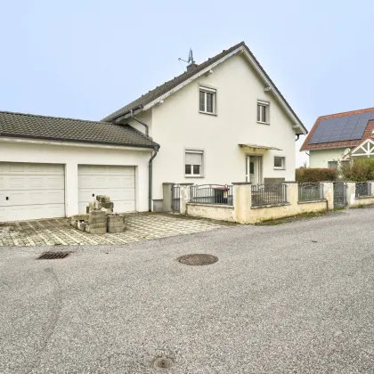 ** Charmantes Einfamilienhaus – Großzügige Räume mit Wohlfühlfaktor ** - Bild 3